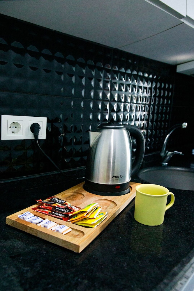 Beans House Suite 27/50