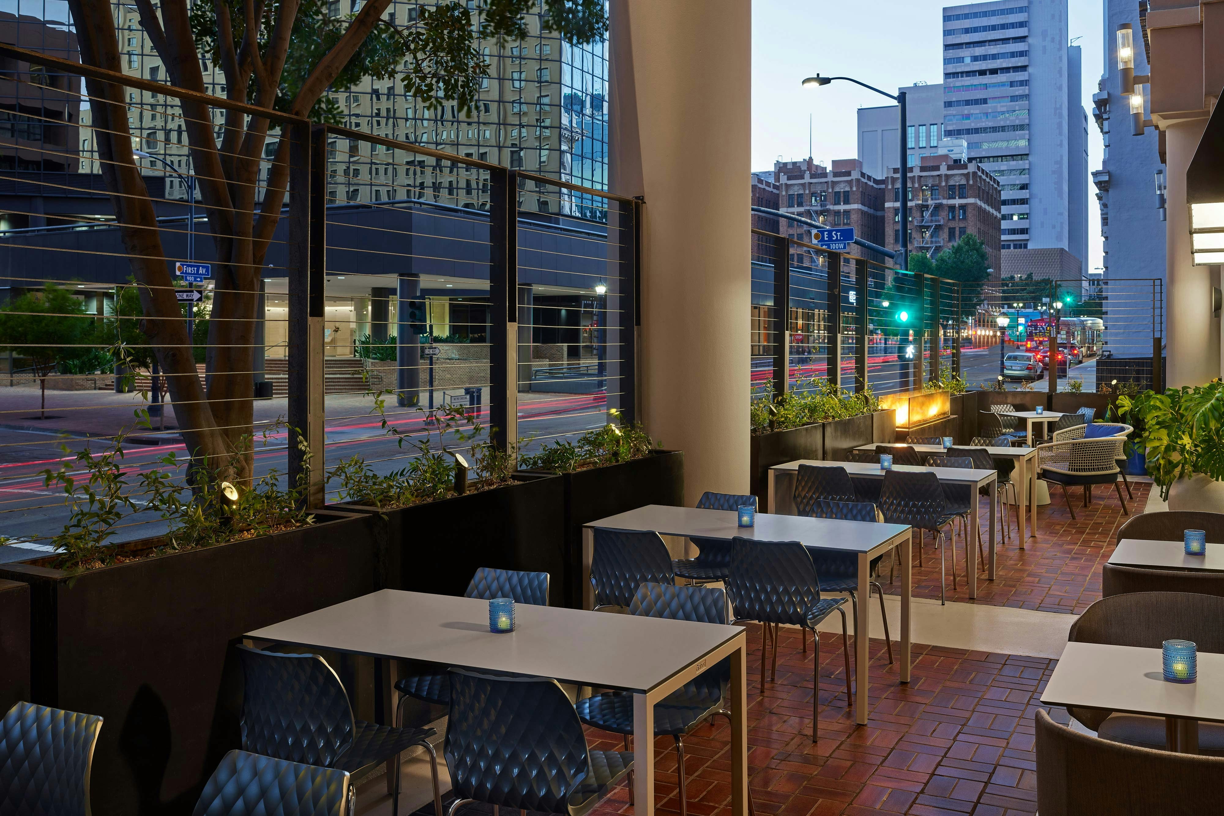 Westin Gaslamp Quarter 42/61