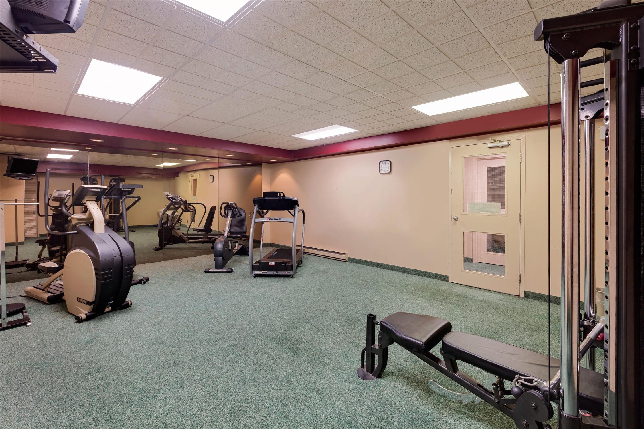 Ramada By Wyndham Pinewood Park Resort North Bay 11/24