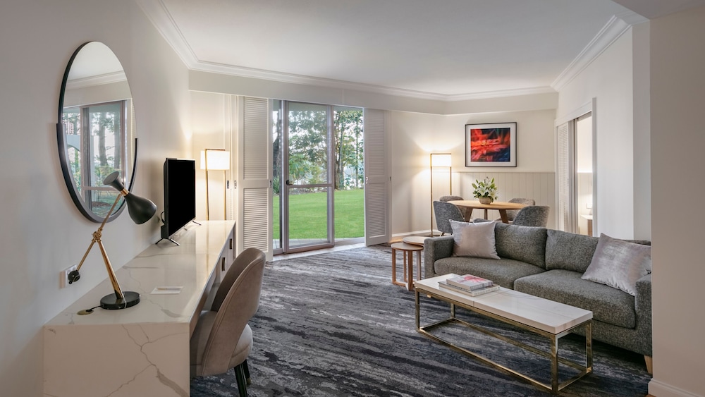 Intercontinental Sanctuary Cove 42/76