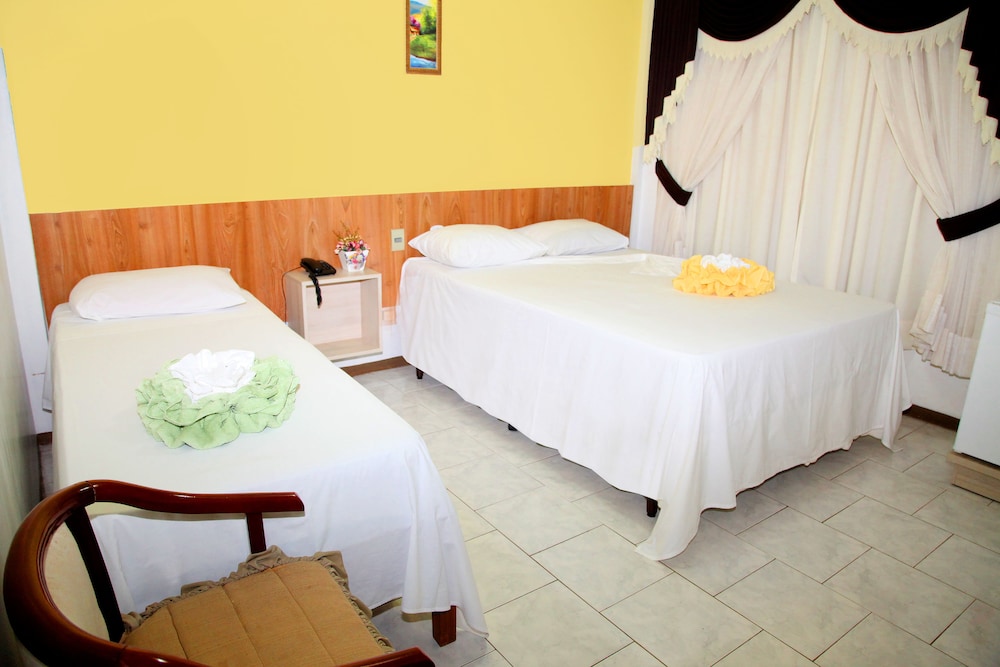 Deluxe, Double Bed