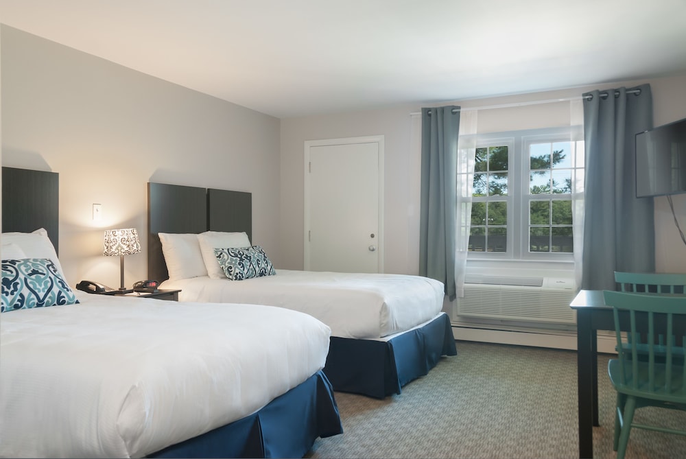 Kittery Inn and Suites 22/38
