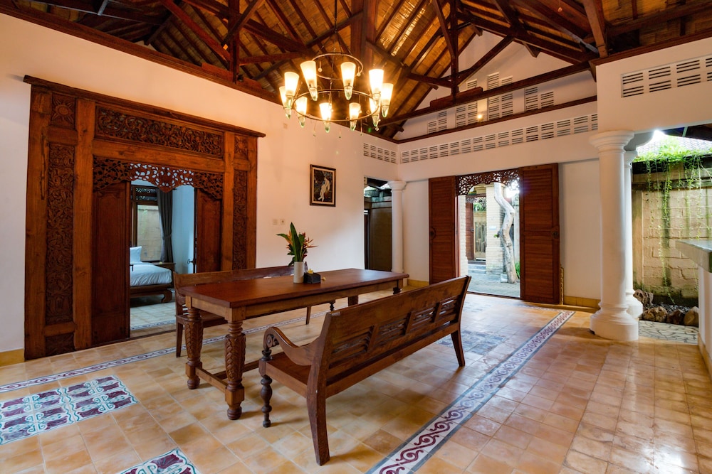 Bali Royal Heritage Villa 7/50