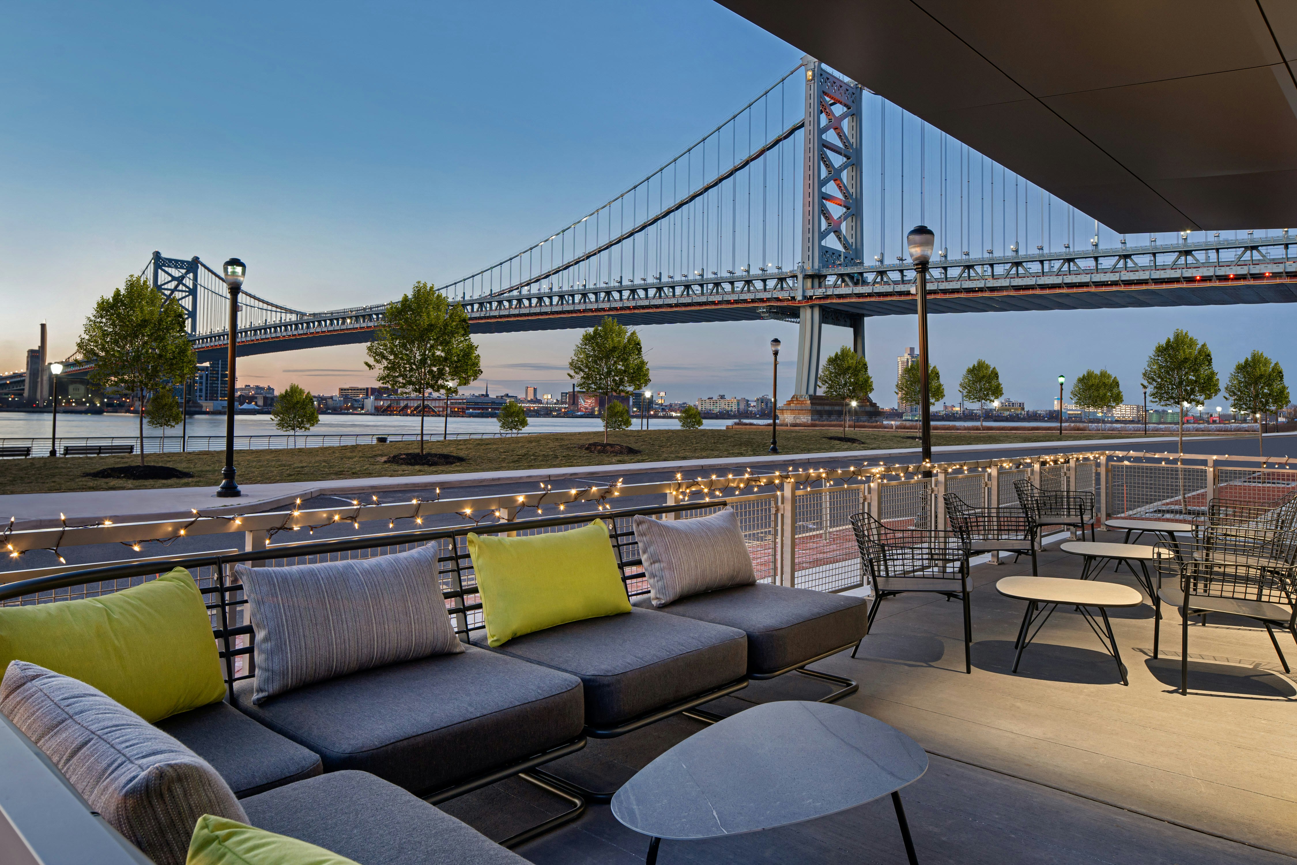Hilton Garden Inn Camden Waterfront Philadelphia 27/53