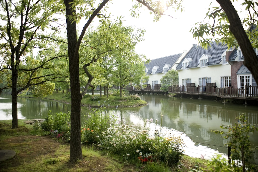 Huis Ten Bosch Forest Villa 43/50