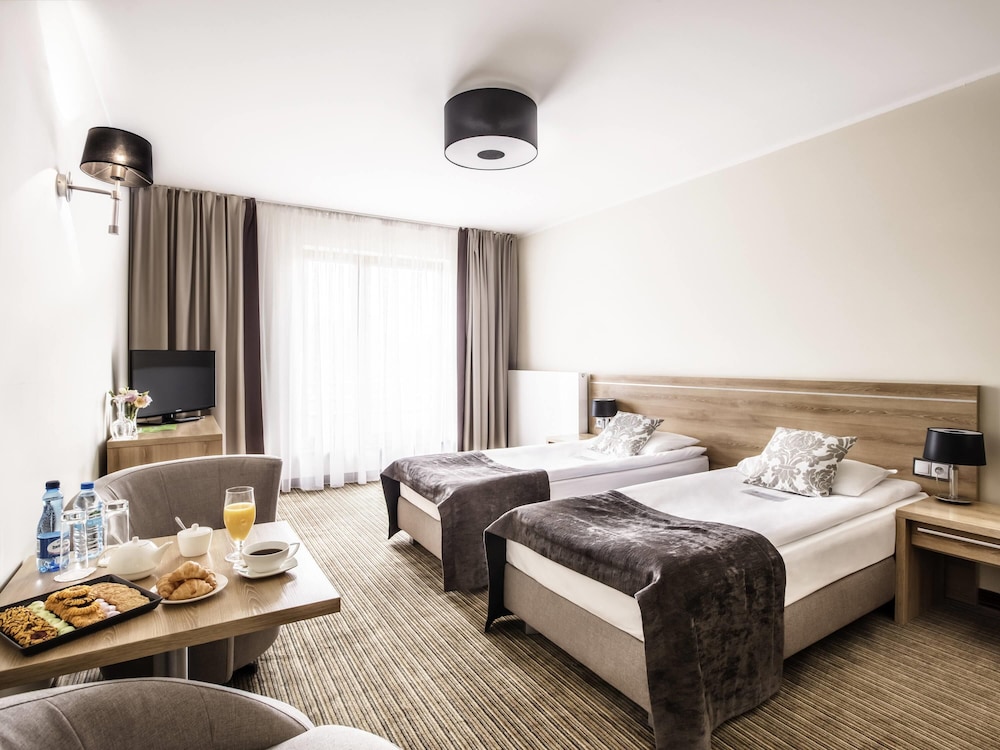 STANDARD, TWIN BEDS