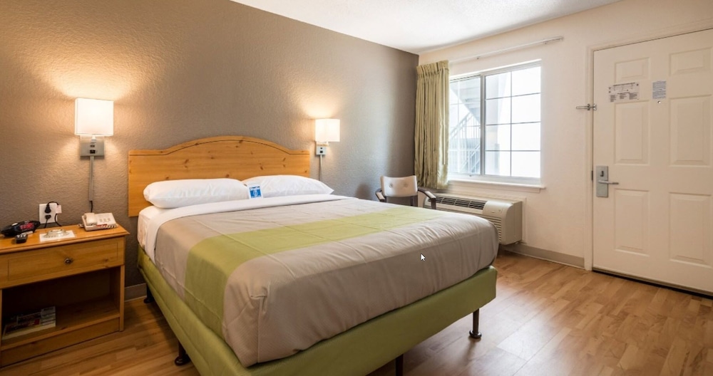 Motel6 Duluth, GA - Atlanta - Gwinnett Place 17/26
