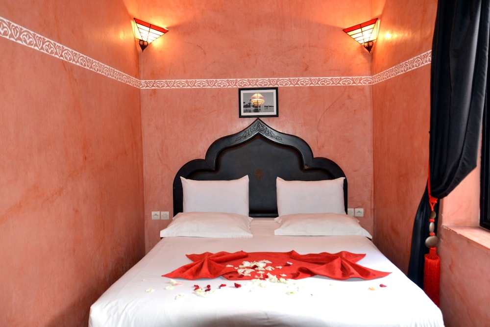 Riad Rose Du Desert 17/64