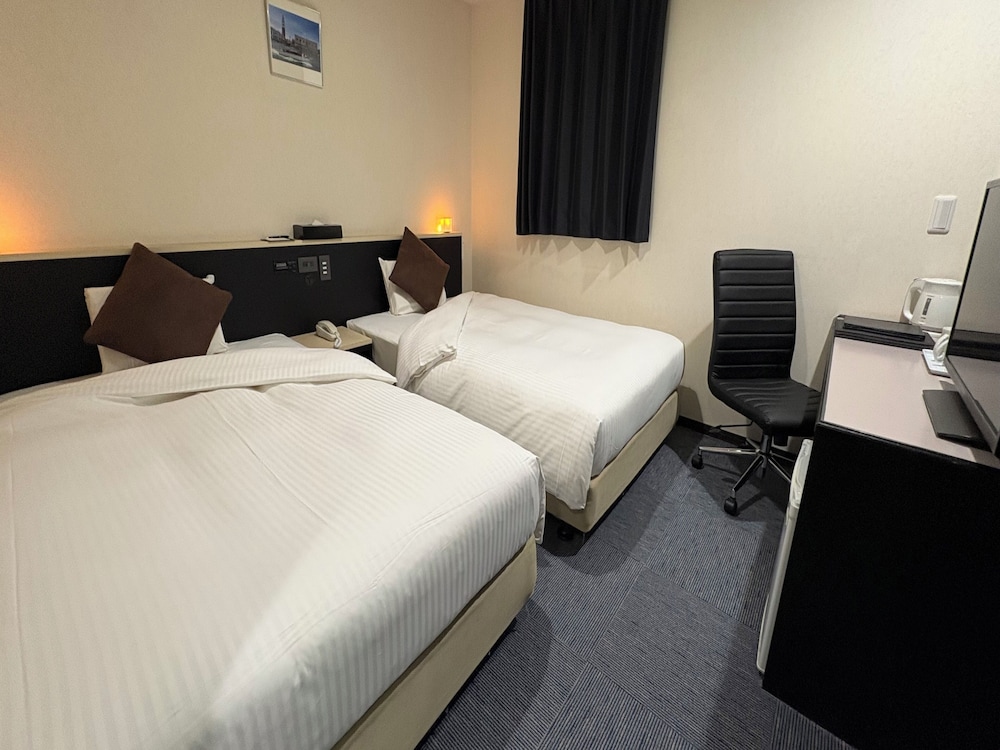 R Hotels Inn Hokkaido Asahikawa 12/50