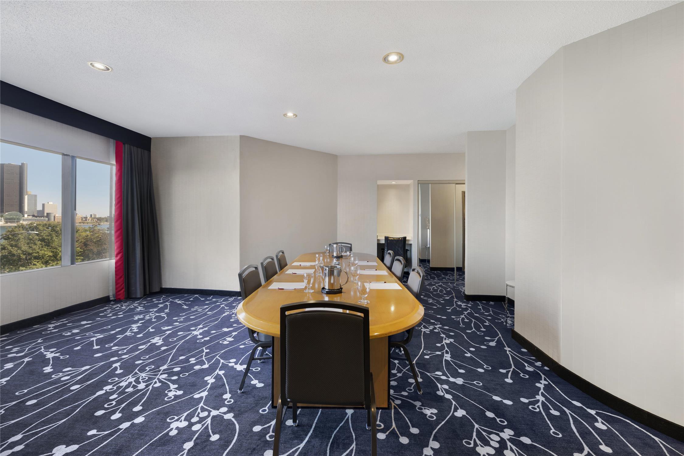 Best Western Plus Waterfront Hotel 38/63