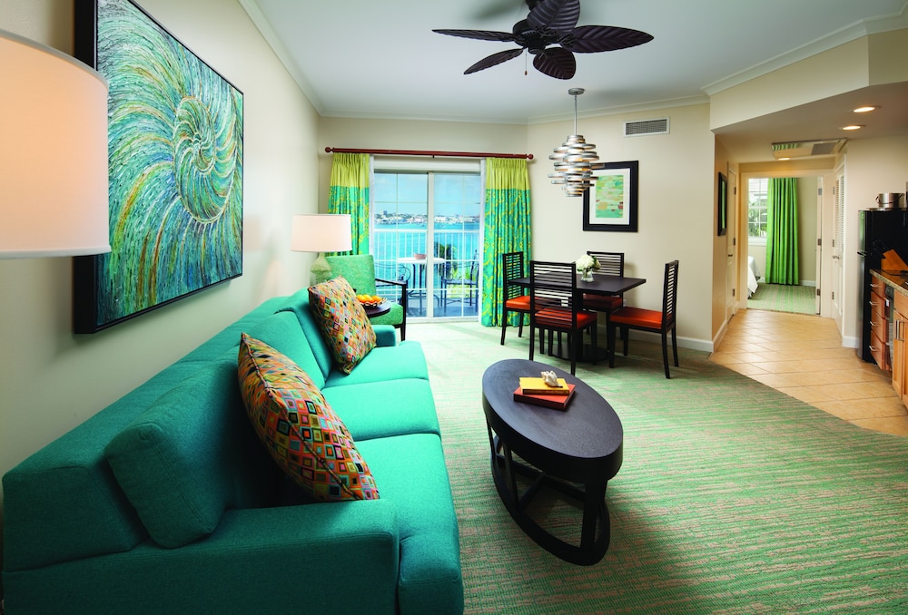 Harborside Resort At Atlantis 42/72