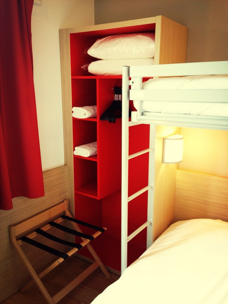 B&B HOTEL Lyon Aeroport Saint Quentin Fallavier 47/54