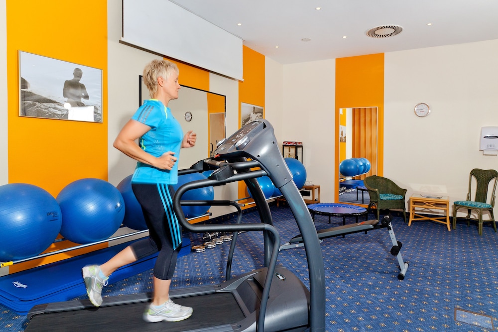 Parkhotel Ruegen 36/64