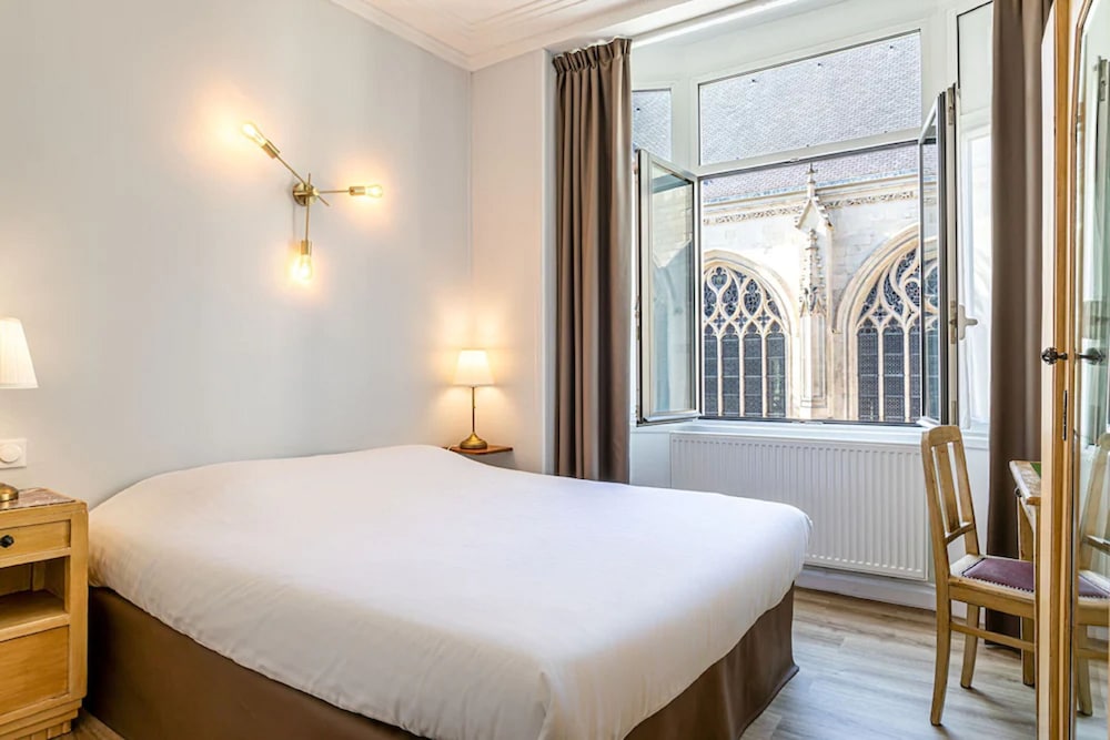 Saint Maurice Hotel 33/62