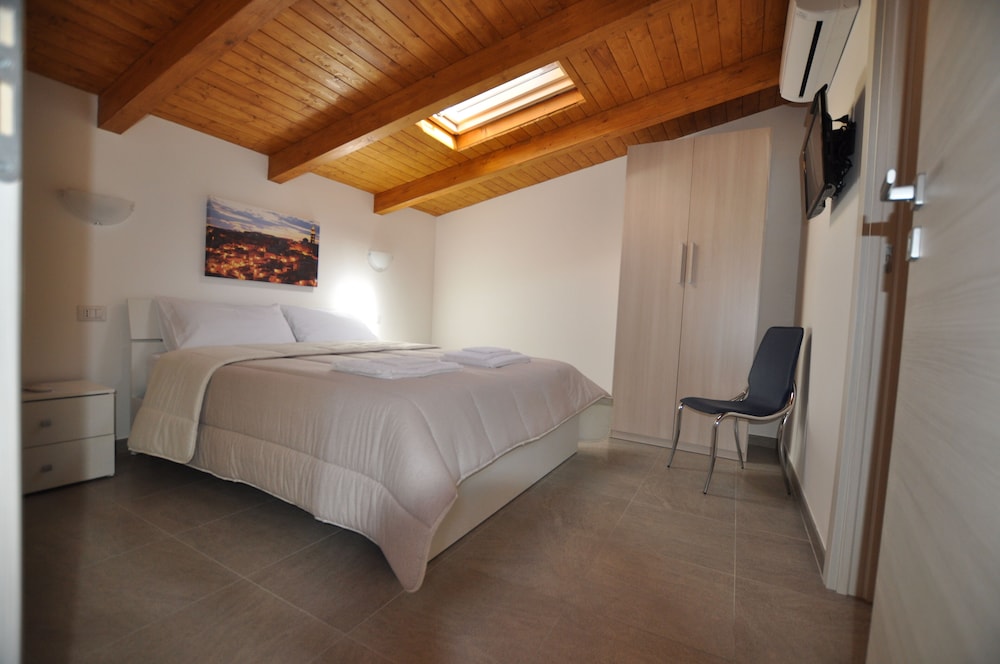 ROMANTIC, DOUBLE BED, TERRACE