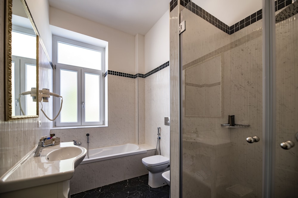 Villa Elisio Hotel And Spa 40/44