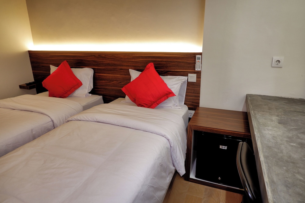 Guest House 555 NKI 13/50