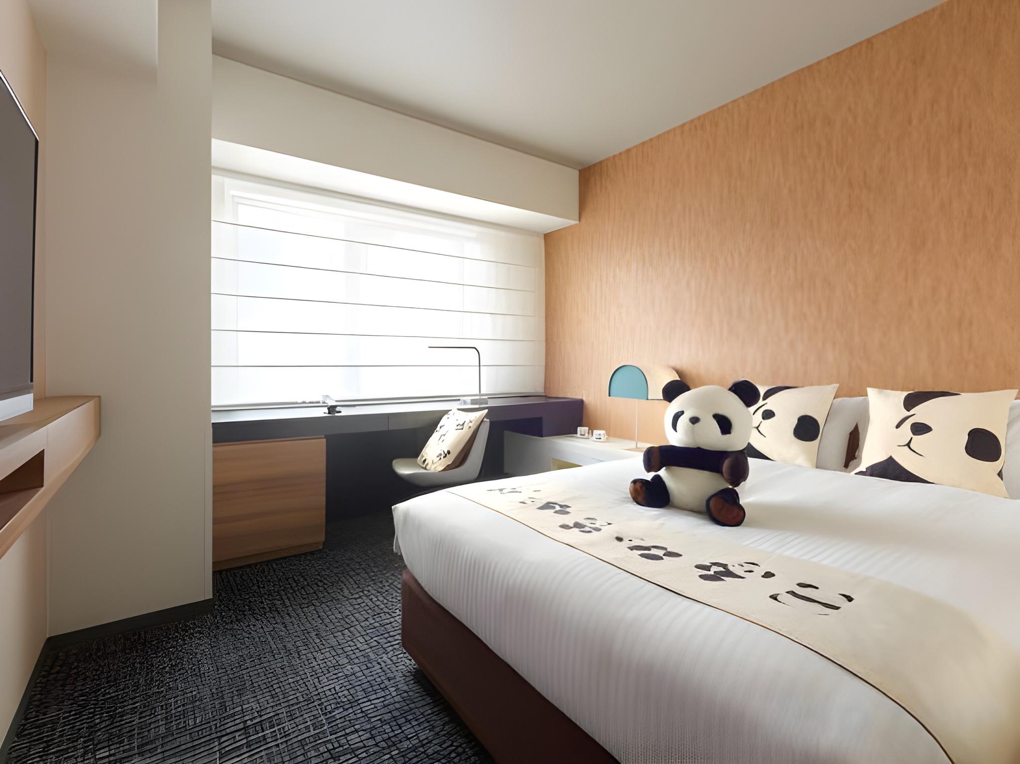 Panda, Double Bed