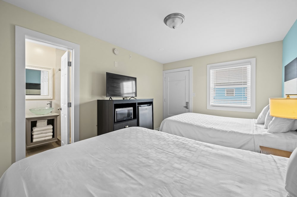 Madison Beach Motel 6/42