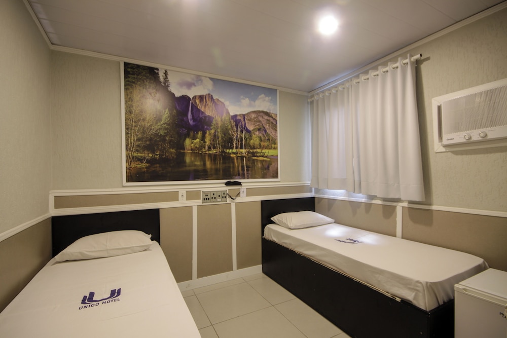 Calamares Hotel 44/49