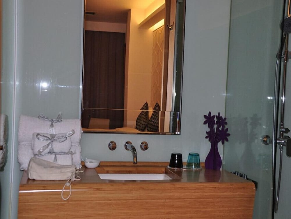 H-Hotel Riverside Chengdu 5/56