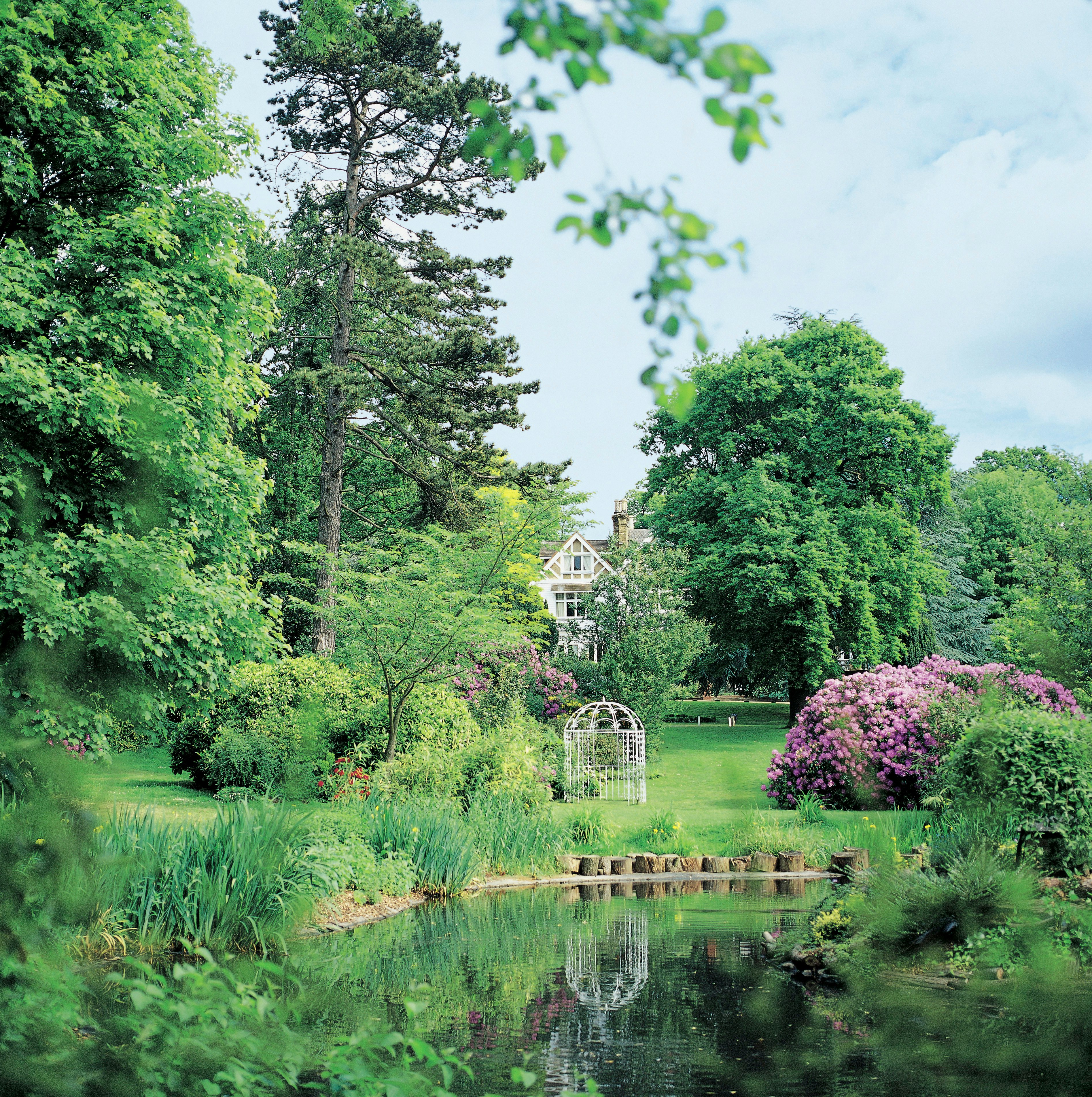 Rowhill Grange Hotel & Utopia Spa 54/58