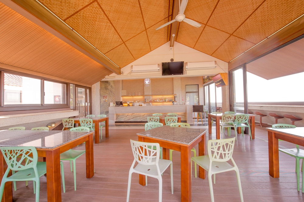 Yundeng Landscape Hotel 42/62