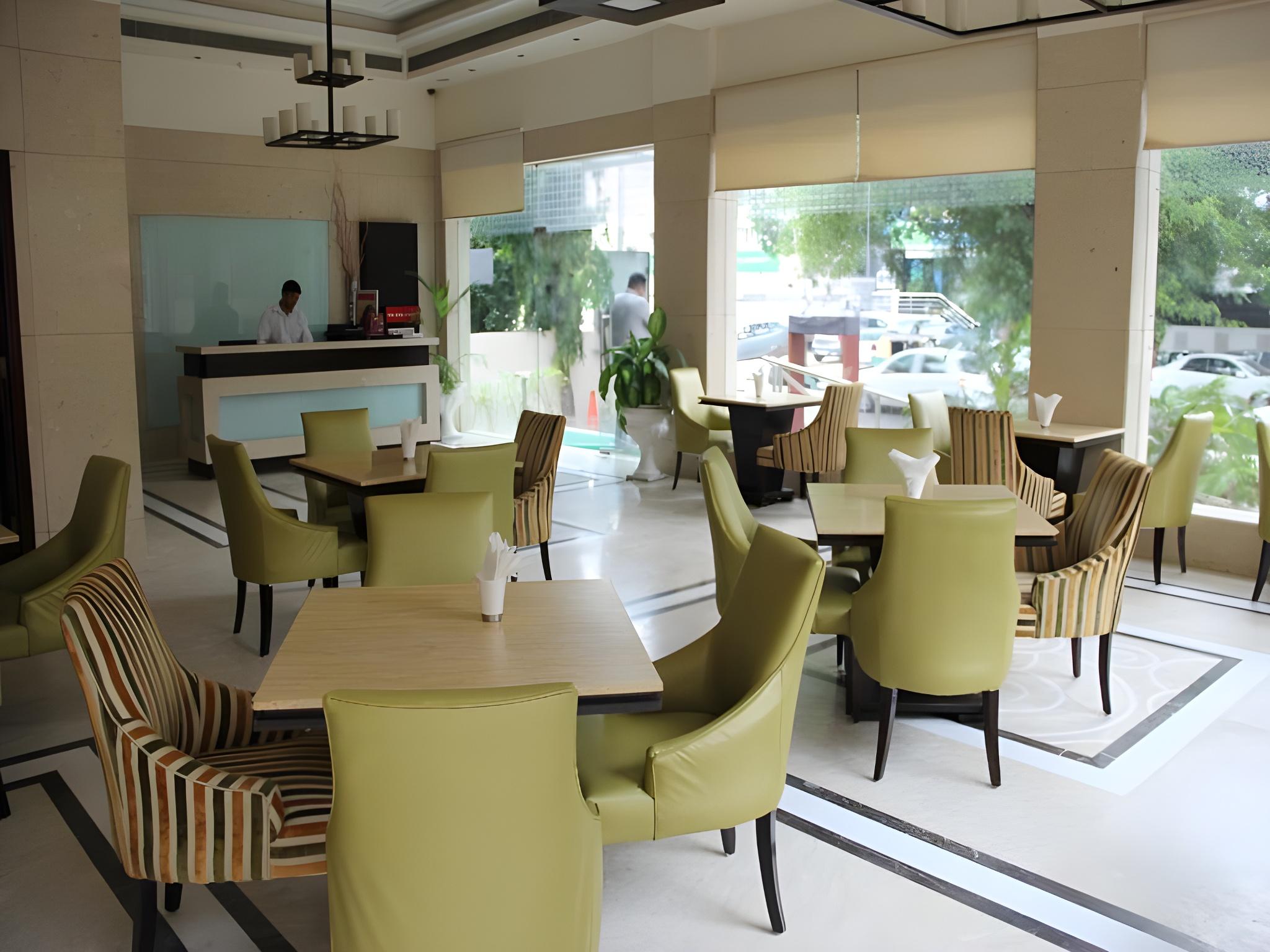 Madhuban Hotel 23/28