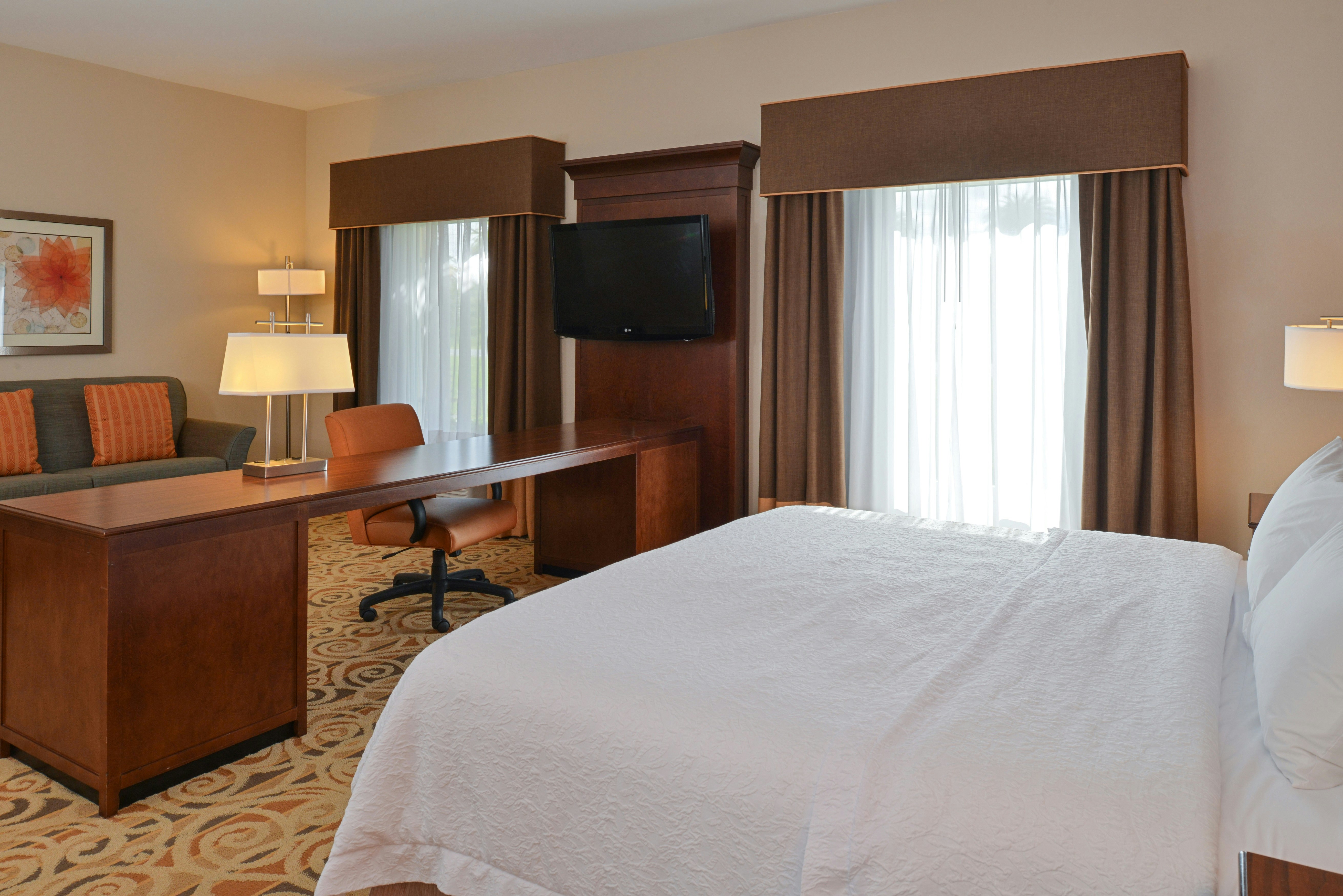 Studio, King Bed, Accessible, Hampton Inn And Suites Ocala 3/4