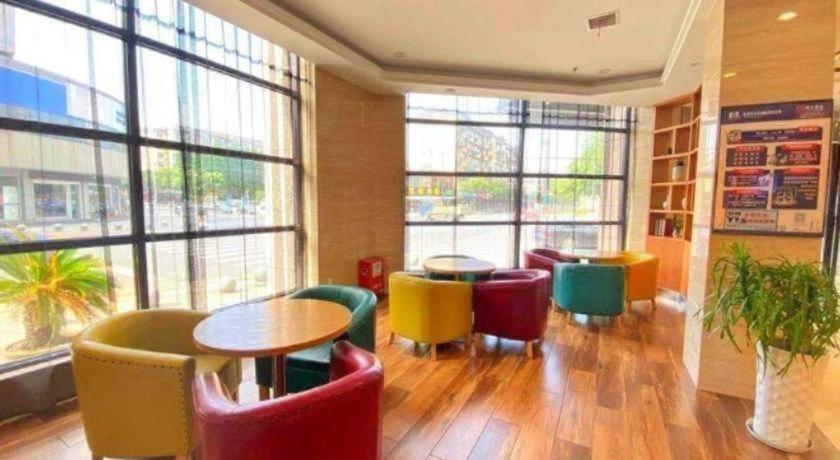 Greentree Inn Hangzhou Linan Wanma Road Express Hotel 33/42