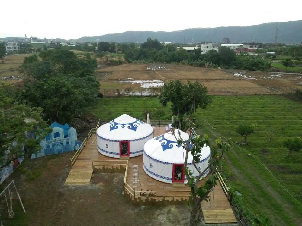 Shan Hai B&B 39/43