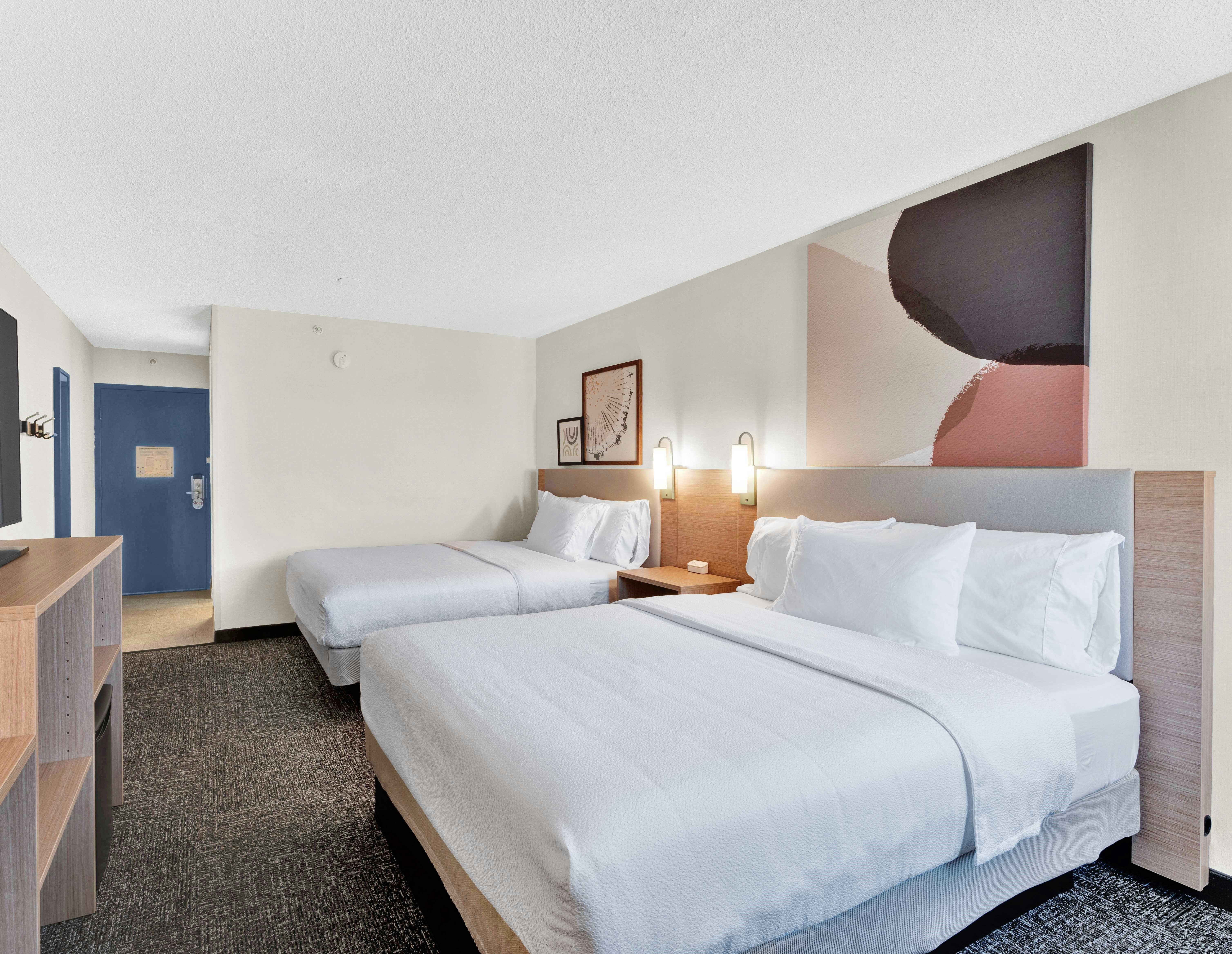 غرفة بسريرين كوين، Spark by Hilton Plymouth 3/10