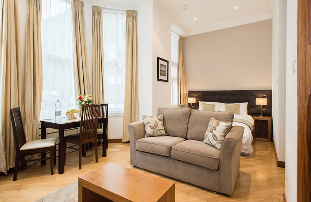Presidential Apartments - Kensington 47/69