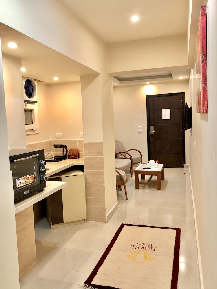 Jewel Dokki Hotel 7/37