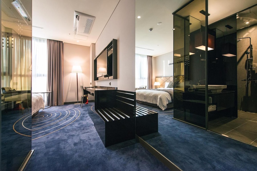 Best Louis Hamilton Hotel Changwon 33/68