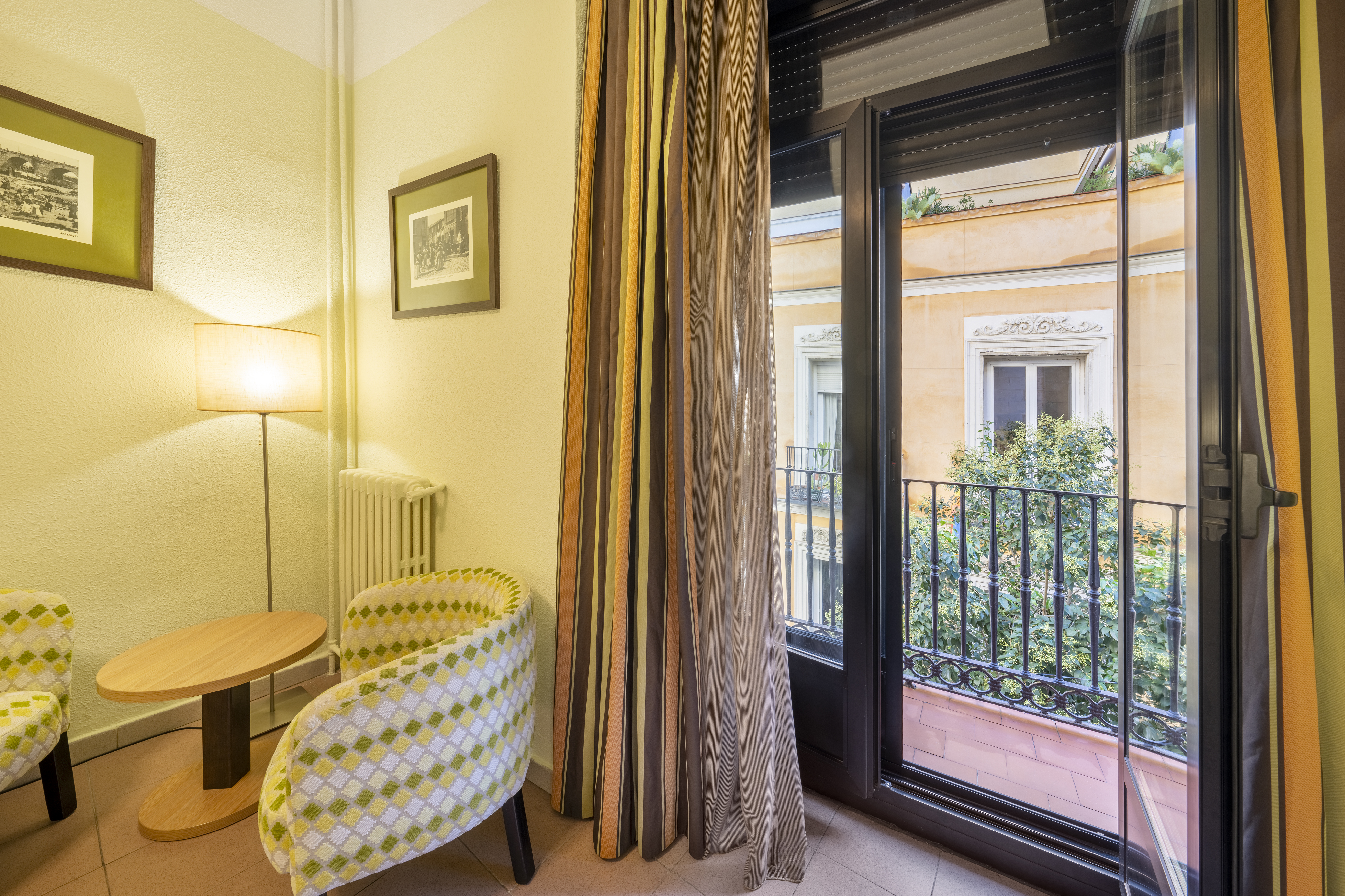غرفة بسرير مزدوج بشرفة، Hostal Ballesta 5/5