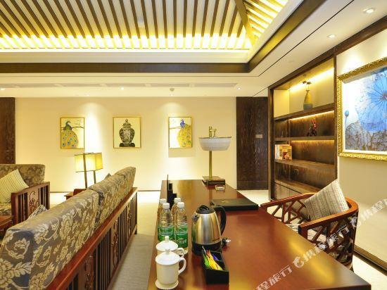 Rising Hot Spring Resort Kunming 20/27