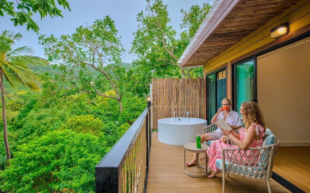 Lub d Koh Tao Tanote Bay 40/63