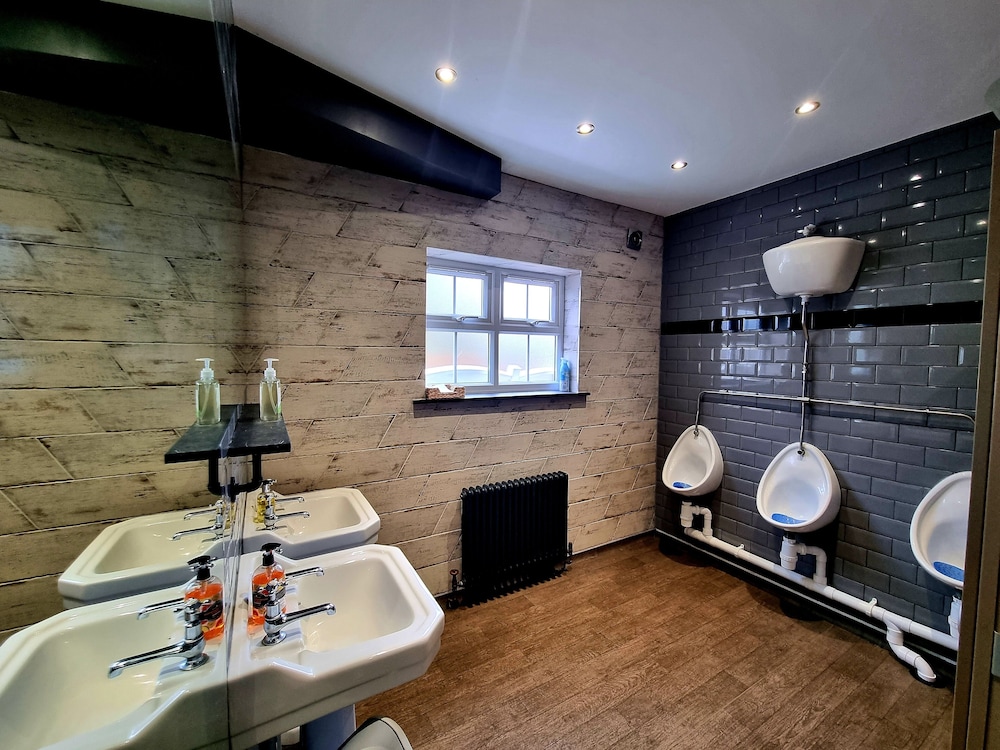 The Plough Inn 36/62