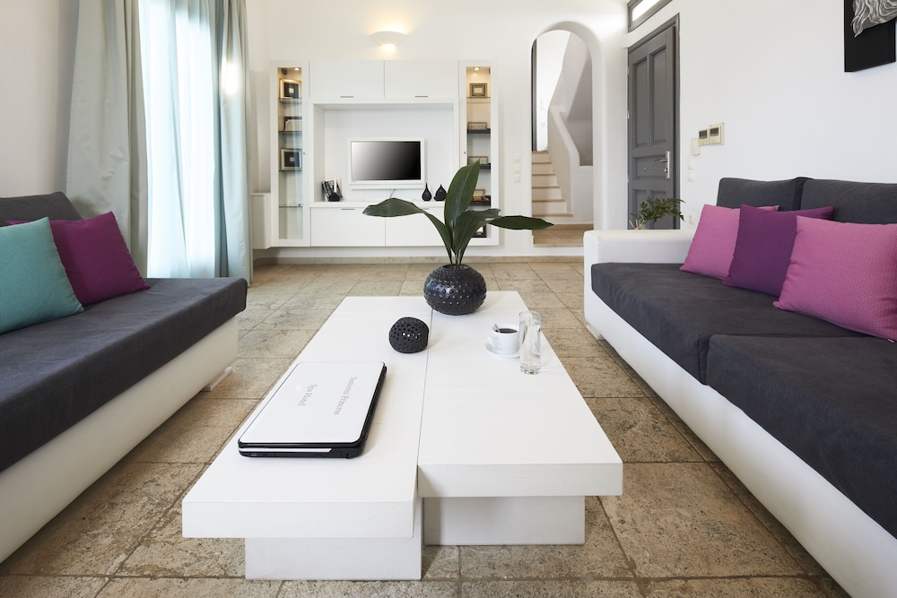 Santorini Princess Presidential Suites 30/50