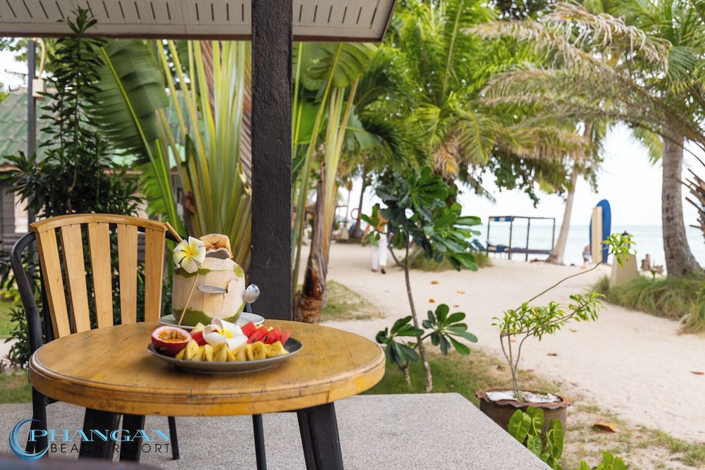 Phangan Beach Resort 54/68