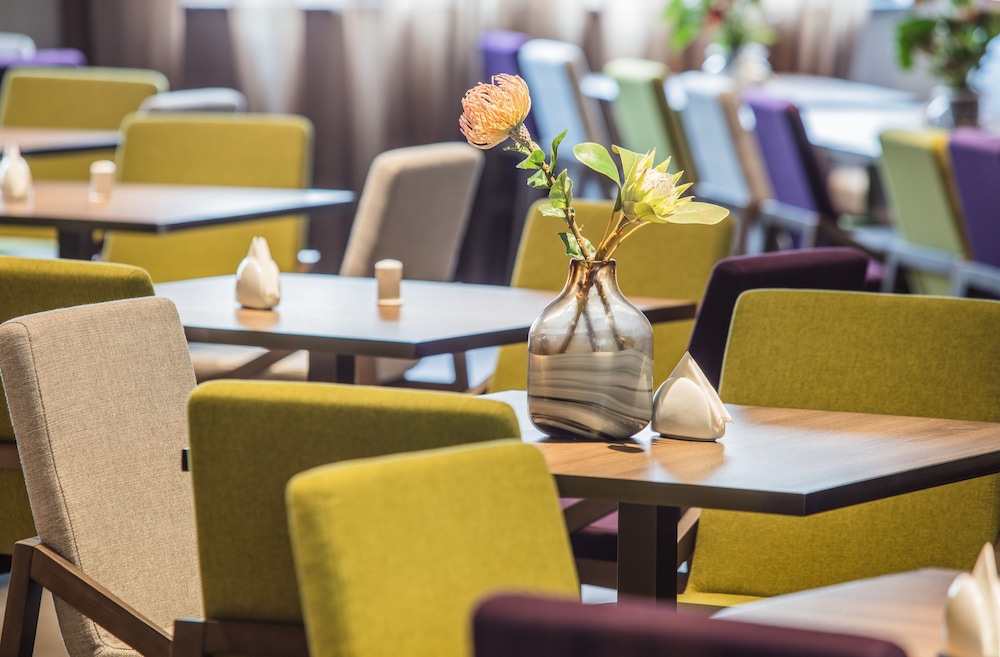 Novotel Shenzhen Bantian 43/50