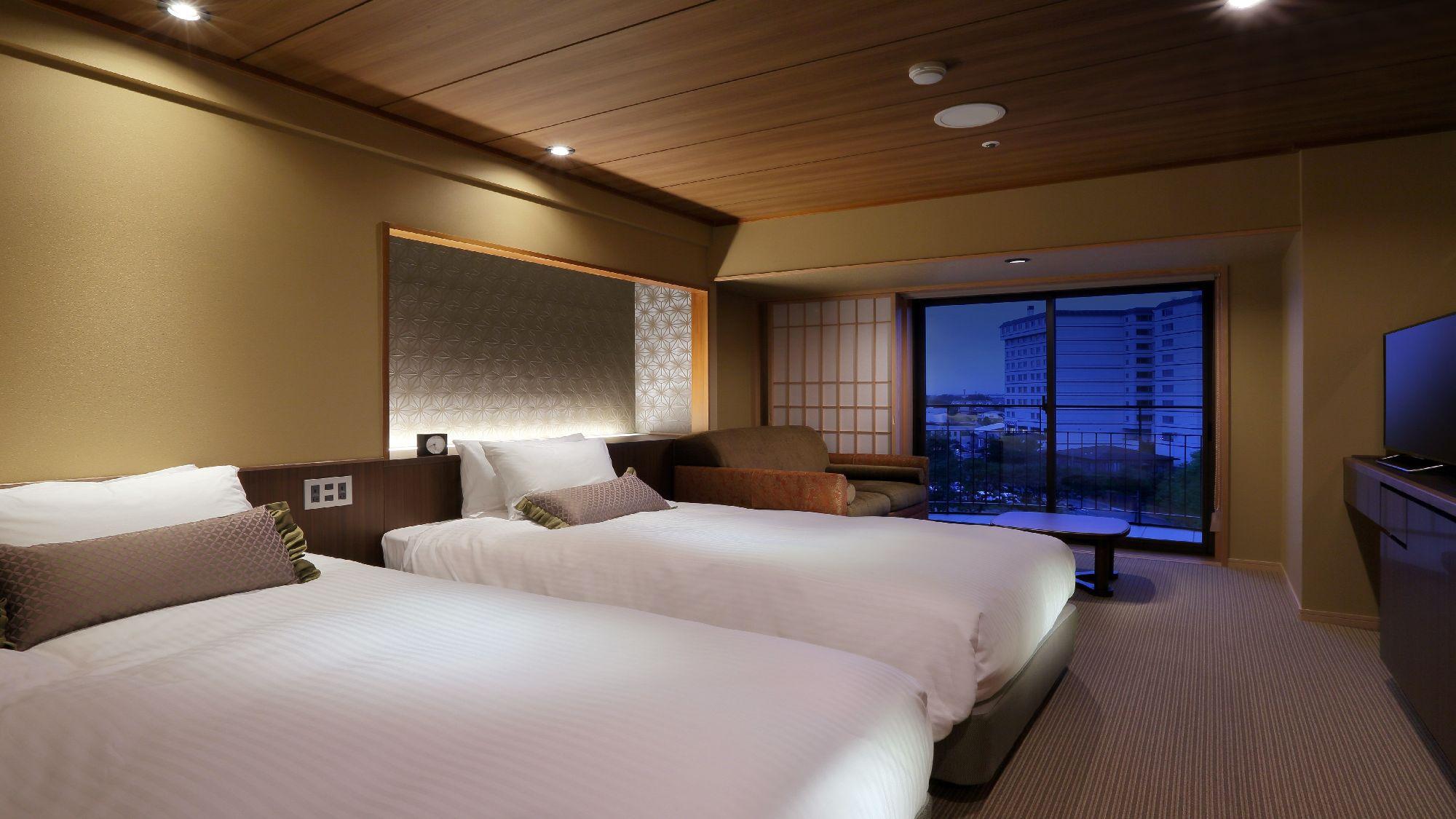 Space, Standard, Twin Beds, City View, Sofa, Balcony