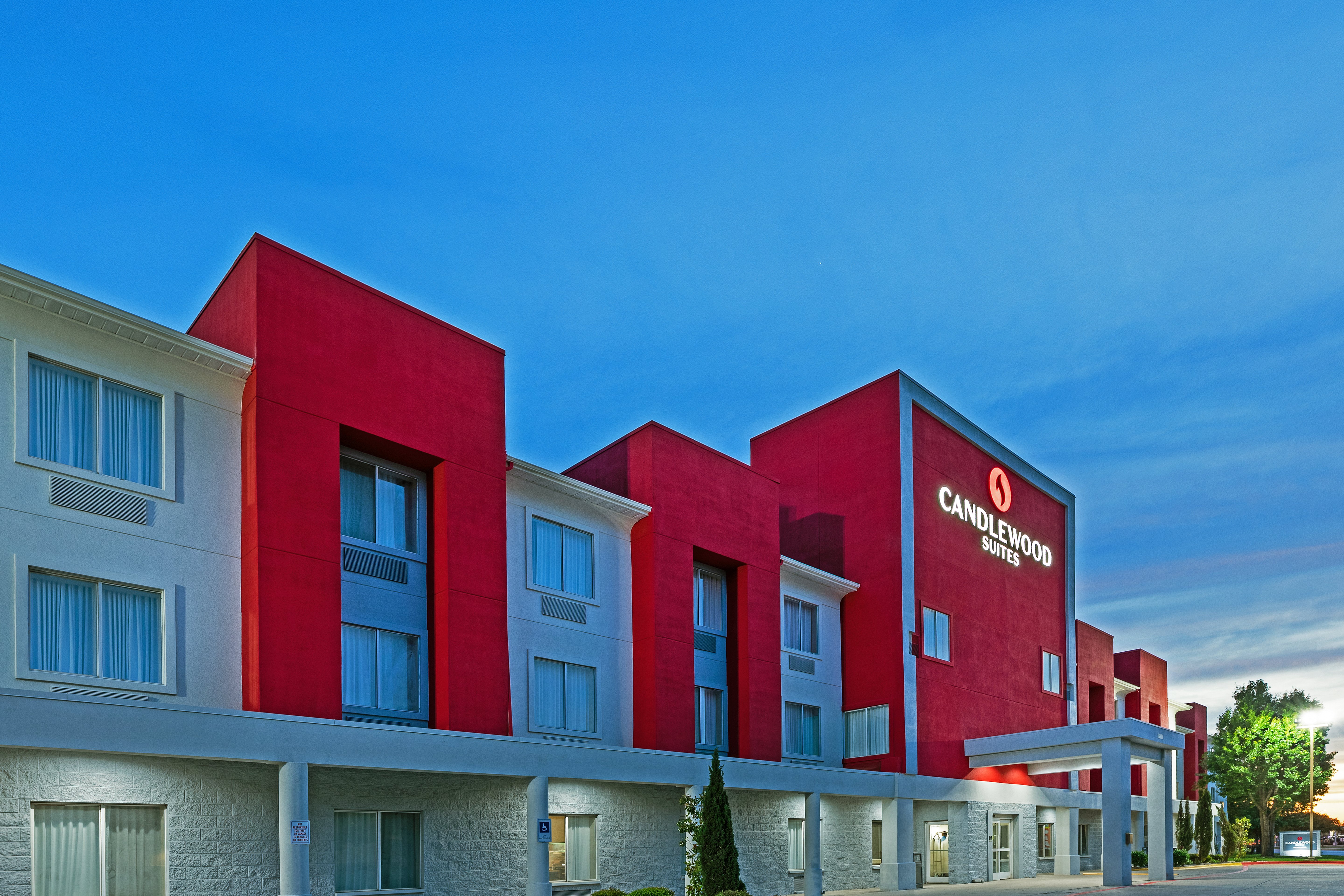 Candlewood Suites DFW Airport North - Irving, an IHG Hotel photo4
