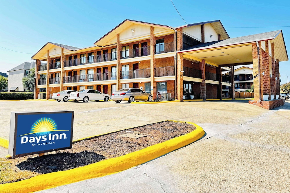 Days Inn & Suites by Wyndham Bossier City 37/50