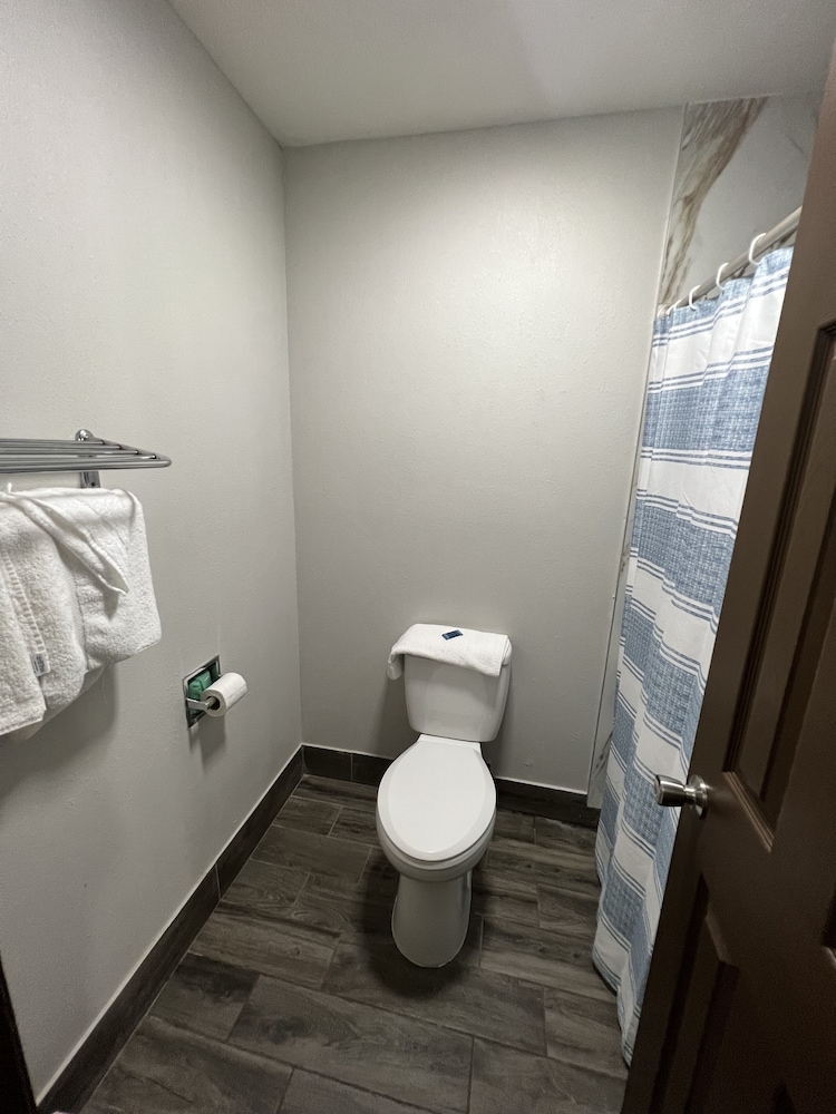 Budget Inn Ardmore 31/34