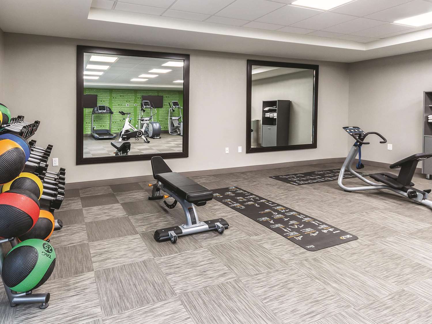 La Quinta Inn & Suites by Wyndham Grand Junction 12/22