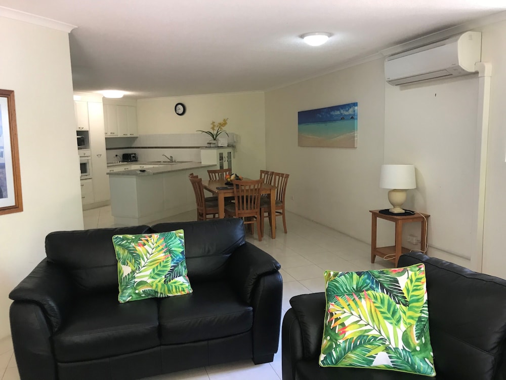 Sanctuary Beach Resort 25/50