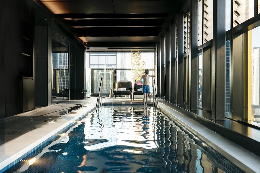 Quincy Hotel Melbourne 34/70