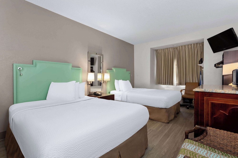 Baymont by Wyndham Orlando-International Dr-Universal Blvd 19/50